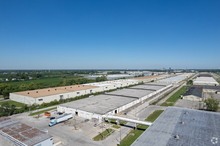 More Photos Of 29180 Glenwood Rd, Perrysburg Unknown For Lease