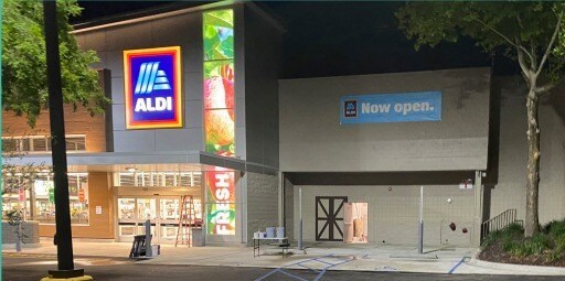 More Photos Of 2425 Apalachee Pky, Tallahassee Freestanding For Lease