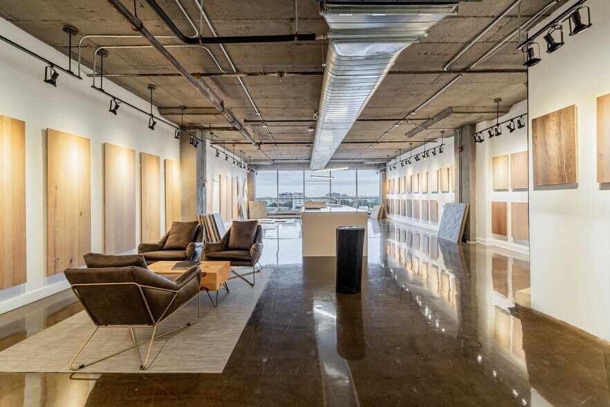 More Photos Of 3737 Boul Cremazie E, Montréal Office For Lease