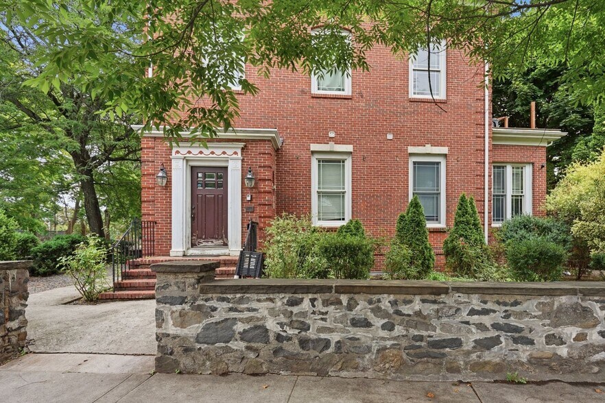 More Photos Of 299 Governor St, Providence Multifamily For Sale