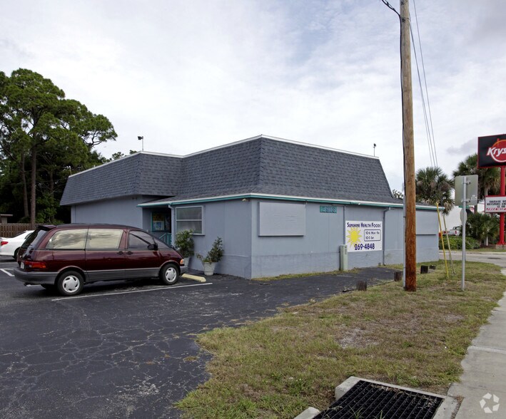 Primary Photo Of 2916 S Washington Ave, Titusville Freestanding For Sale