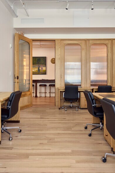 More Photos Of 387 Park Ave S, New York Coworking Space