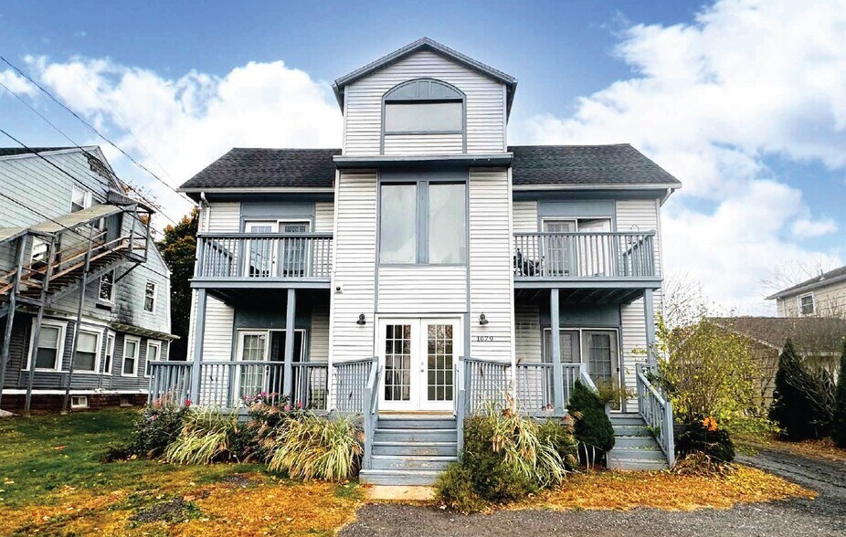 Primary Photo Of 1079 Broad St, Meriden Apartments For Sale