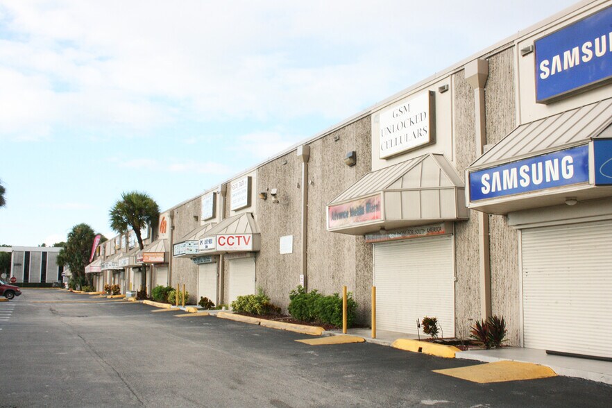 More Photos Of 2600-2634 NW 72nd Ave, Miami Warehouse For Lease