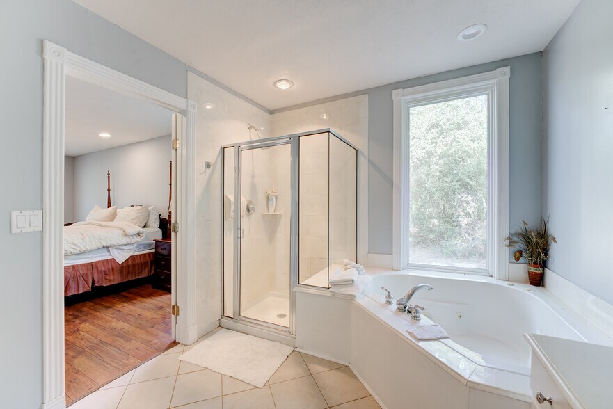 More Photos Of 19323 Belleau Wood Dr, Humble Flex For Sale