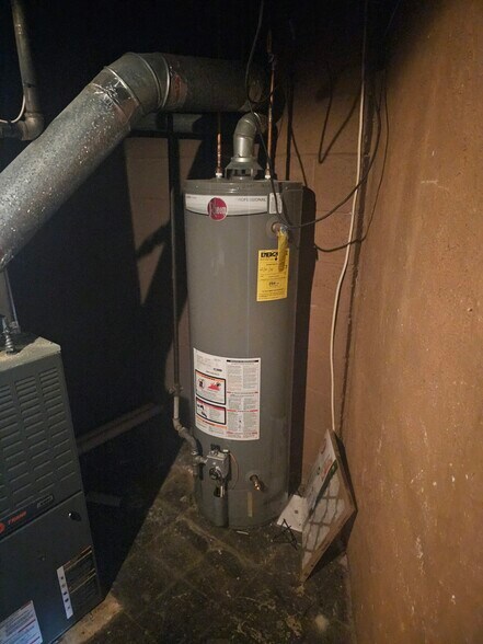 More Photos Of 7100 German Hill Rd, Baltimore Office For Lease