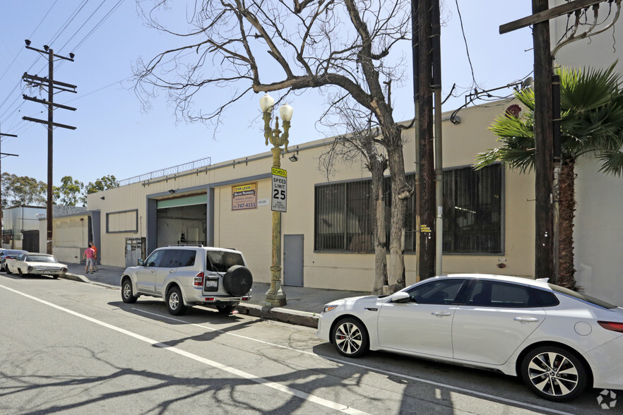 Primary Photo Of 3716-3724 S Grand Ave, Los Angeles Warehouse For Lease