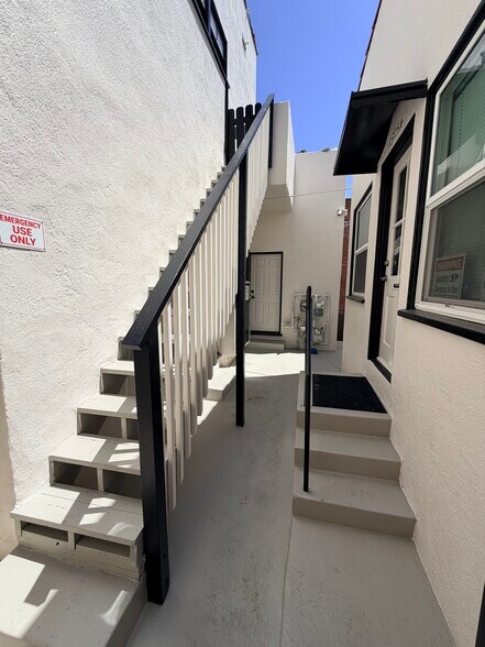 More Photos Of 1315-1317 Westwood Blvd, Los Angeles Office For Lease