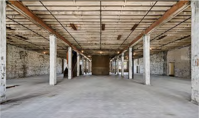 More Photos Of 2020-2060 Walnut St, Kansas City Warehouse For Sale