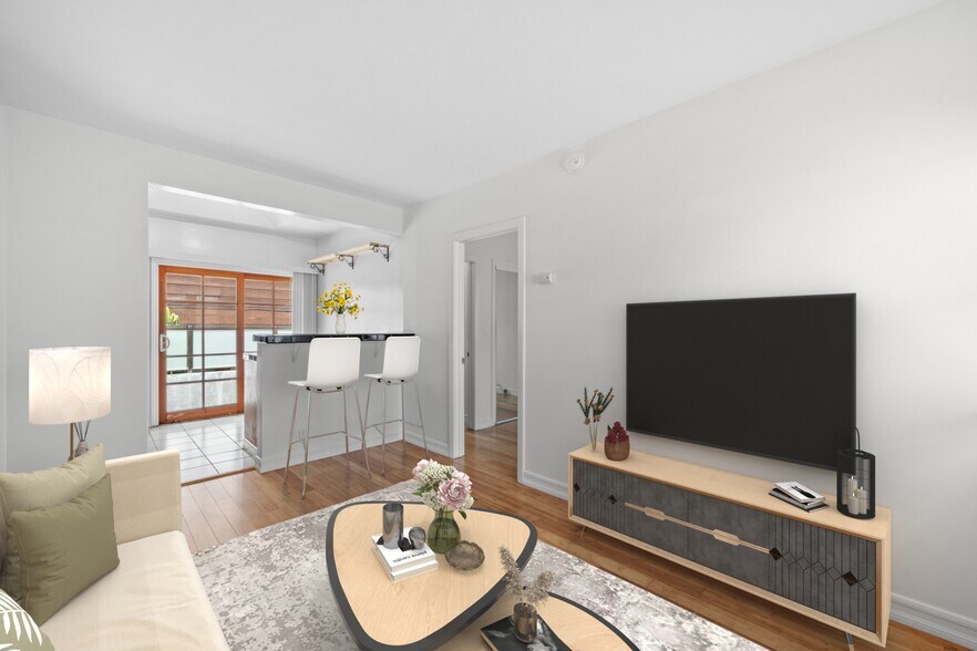 More Photos Of 1726 Abbot Kinney Blvd, Venice Apartments For Sale