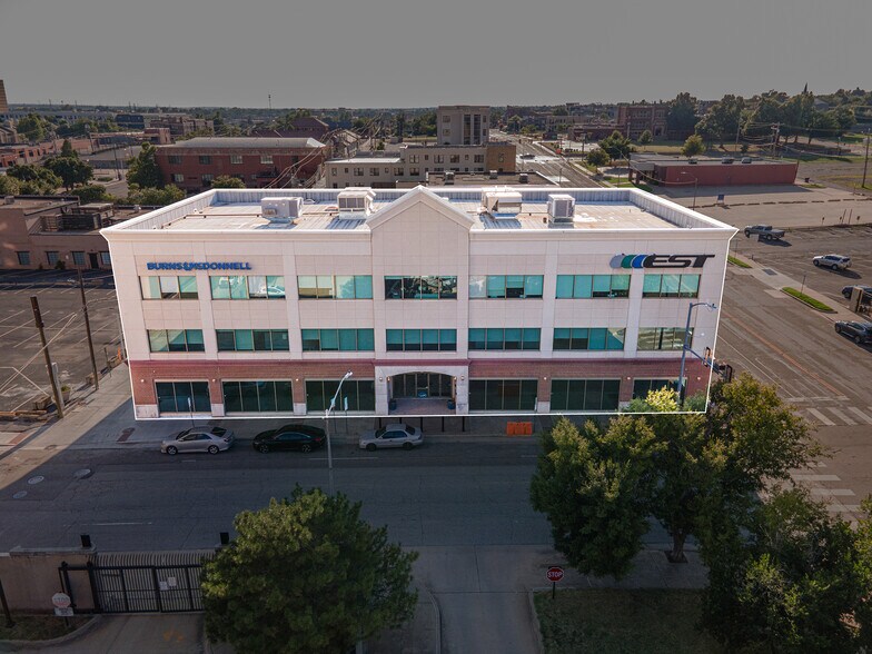 More Photos Of 615 N Hudson Ave, Oklahoma City Office For Sale