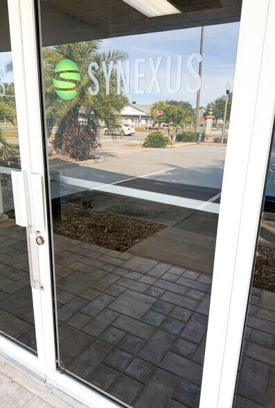 More Photos Of 6010 Park Blvd, Pinellas Park Medical For Lease