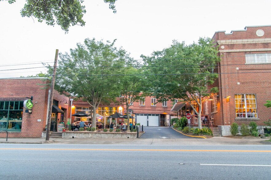 More Photos Of 297 Prince Ave, Athens Unknown For Lease