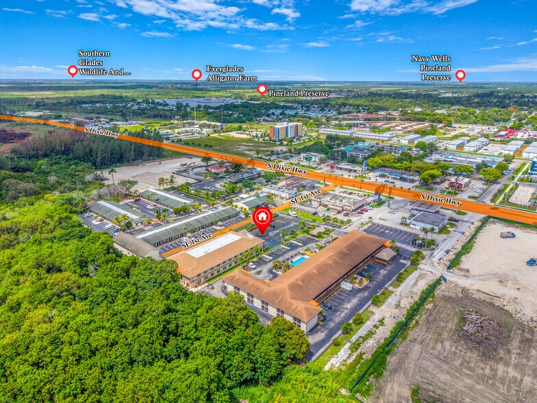 More Photos Of 333 SE 1st Ave, Florida City Hotel For Sale