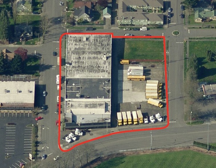 More Photos Of 1300 Bronson Way N, Renton Showroom For Sale