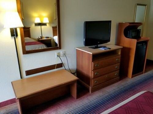 More Photos Of 337 Devereaux Dr, Natchez Hotel For Sale