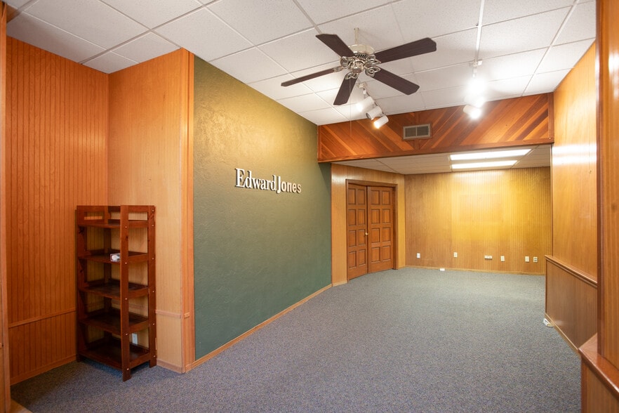 More Photos Of 310-312 1st St, Marysville Office Residential For Lease