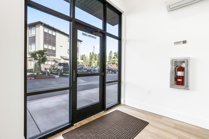 More Photos Of 22025 NE Halsey St, Fairview Apartments For Lease