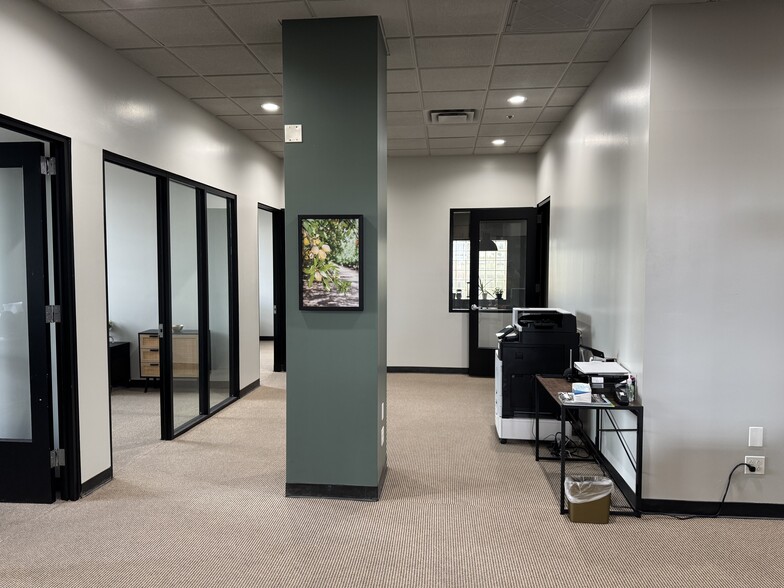 More Photos Of 1012 11th St, Modesto Office For Lease