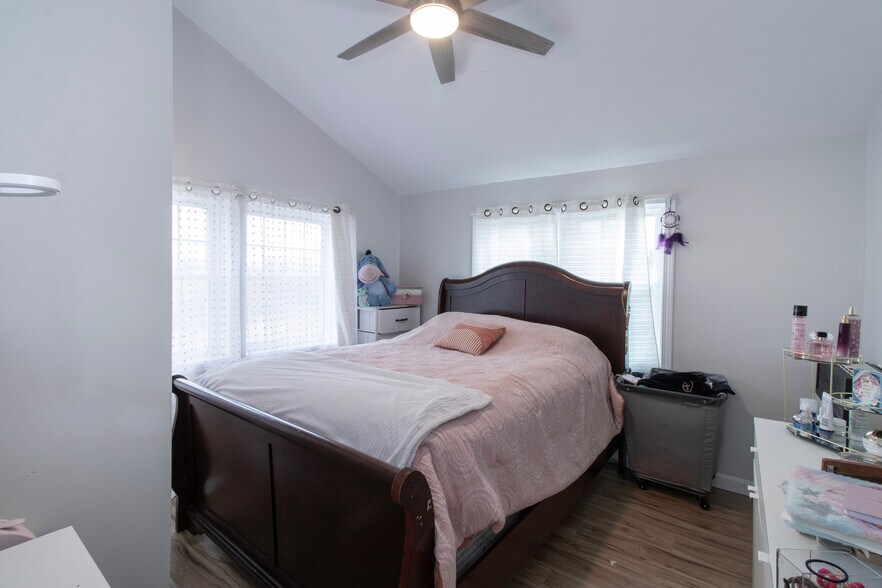 More Photos Of 296 E Main St, Clinton Multifamily For Sale