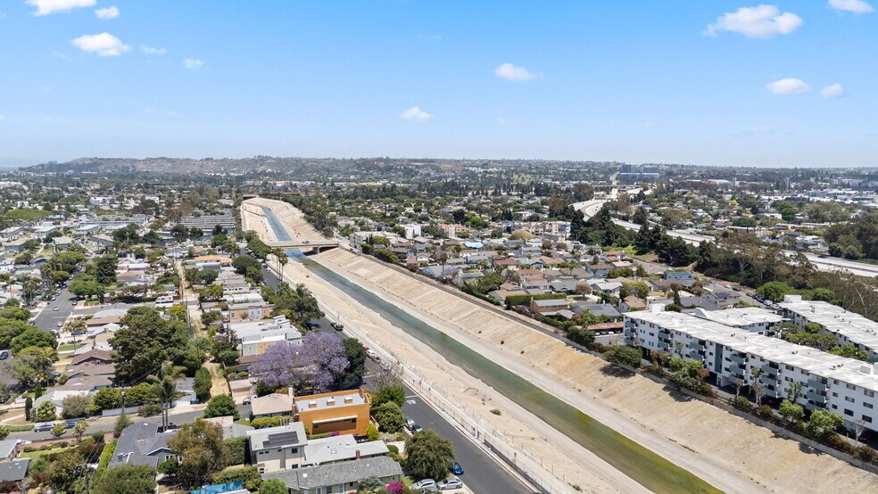 More Photos Of 4852 S Centinela Ave, Los Angeles Multifamily For Sale