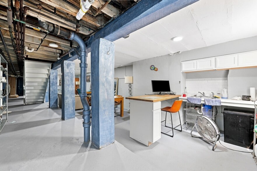 More Photos Of 227 Clinton St, Hoboken Apartments For Sale