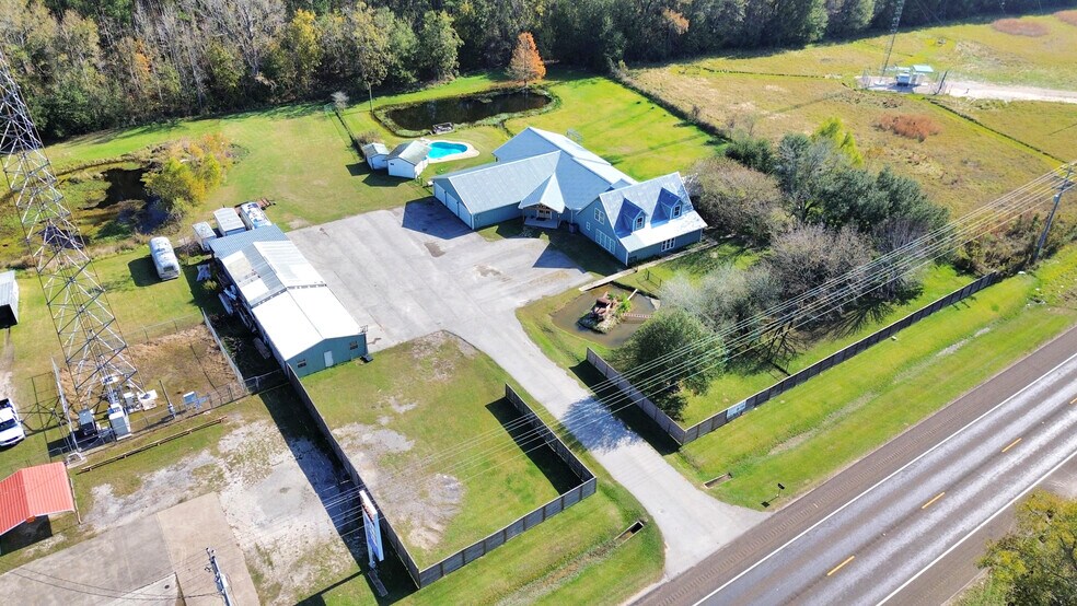 More Photos Of 17188 Highway 321, Dayton Specialty For Sale