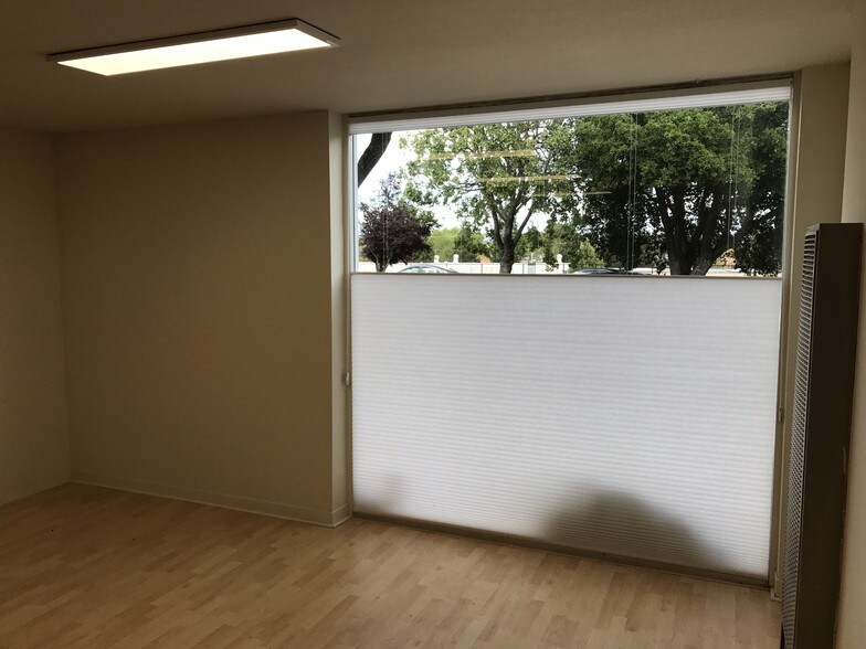 More Photos Of 770 El Camino Real, Belmont Office For Lease