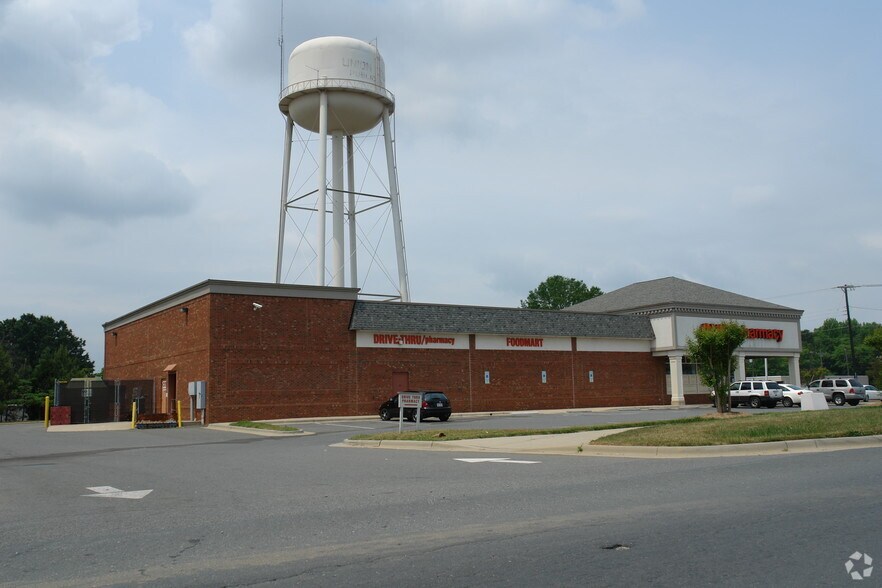 More Photos Of 4300 Old Monroe Rd, Indian Trail Drugstore For Lease