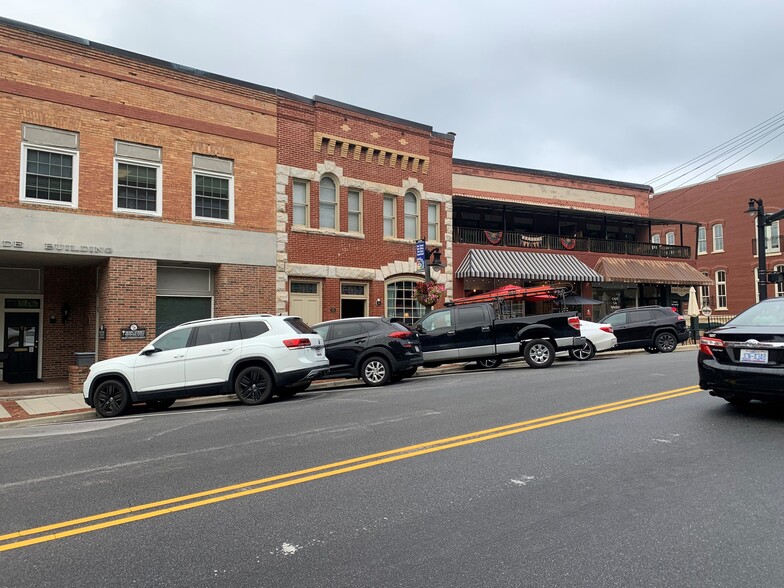 Primary Photo Of 16 N Trade St, Tryon Office For Sale