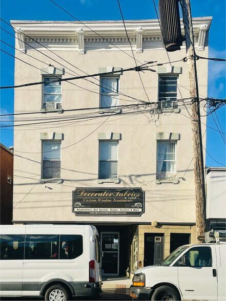 Primary Photo Of 11 W Front St, Keyport Storefront Retail Residential For Lease