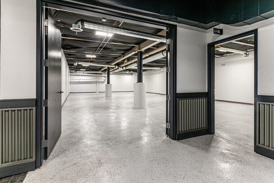 More Photos Of 2700 W Rasmussen Rd, Park City General Retail For Lease