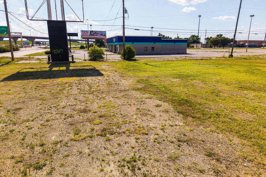 More Photos Of 4702 W Kellogg Dr, Wichita Land For Sale