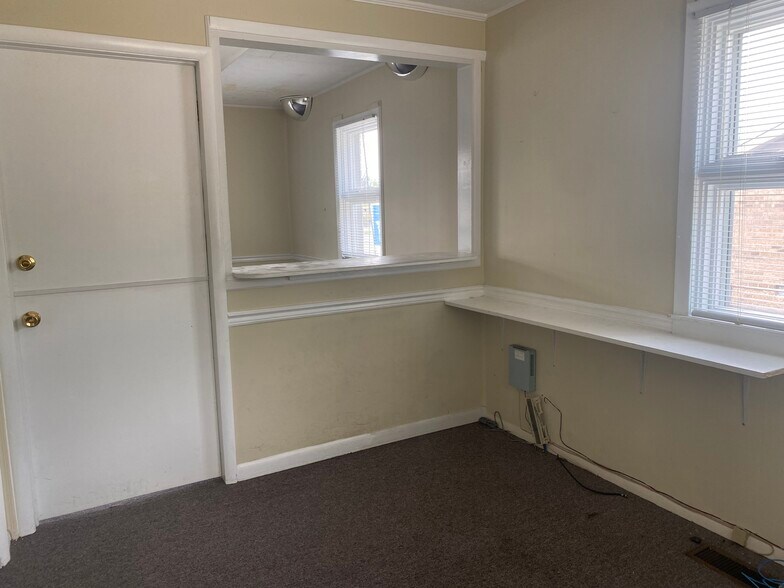 More Photos Of 517 Owen Dr, Fayetteville Office For Sale