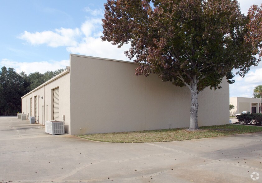 More Photos Of 1425-1431 Chaffee Dr, Titusville Light Manufacturing For Lease