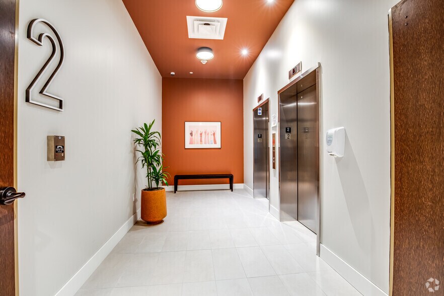 More Photos Of 650 Portland Ave S, Minneapolis Apartments For Lease