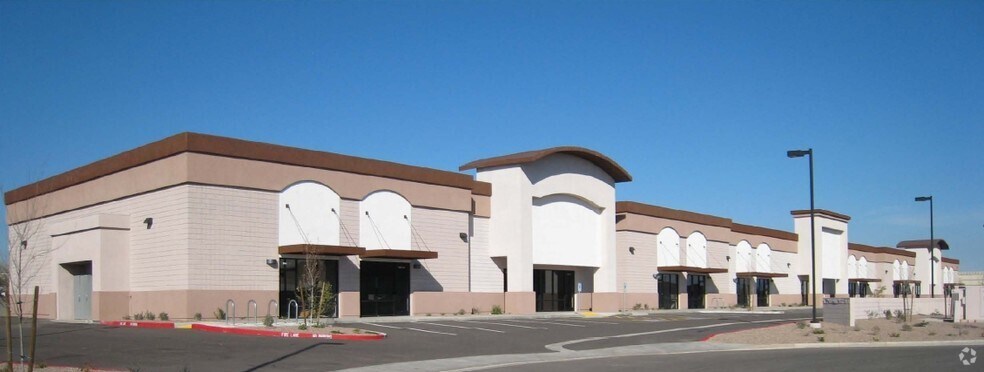More Photos Of 1324 N Farrell Ct, Gilbert Warehouse For Lease