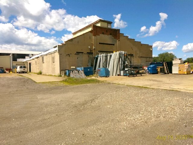More Photos Of 400 Ingham Ave, Blasdell Light Distribution For Lease