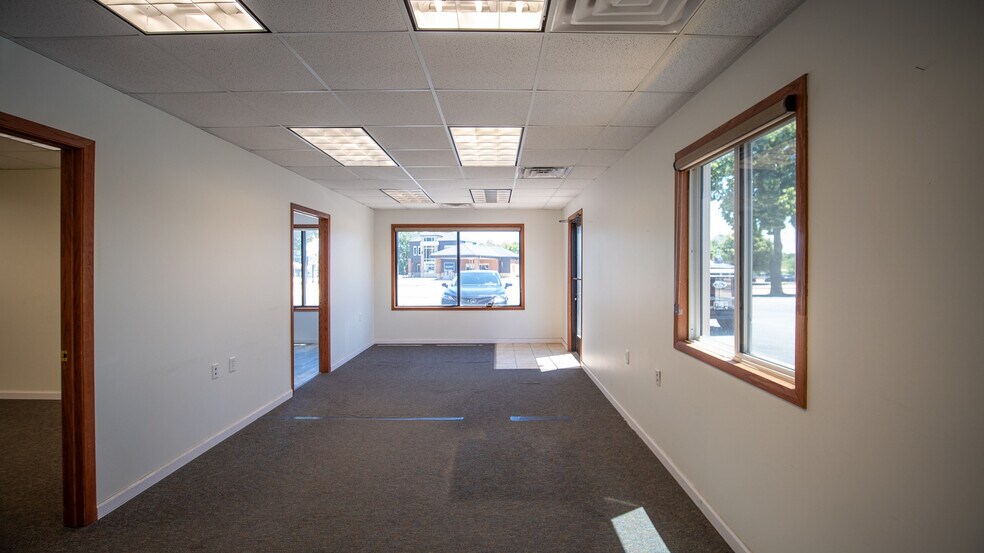 More Photos Of 501 S Mantorville Ave, Kasson Freestanding For Lease