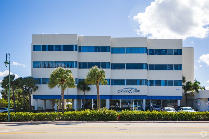 More Photos Of 155 E Blue Heron Blvd, Riviera Beach Office For Sale