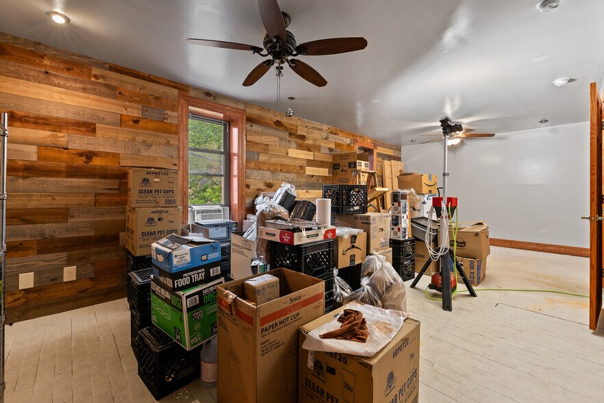 More Photos Of 509 N River St, Hot Springs Restaurant For Sale