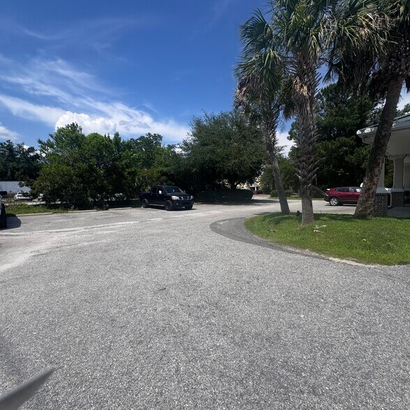 More Photos Of 452 Browns Cove Rd, Ridgeland Flex For Sale