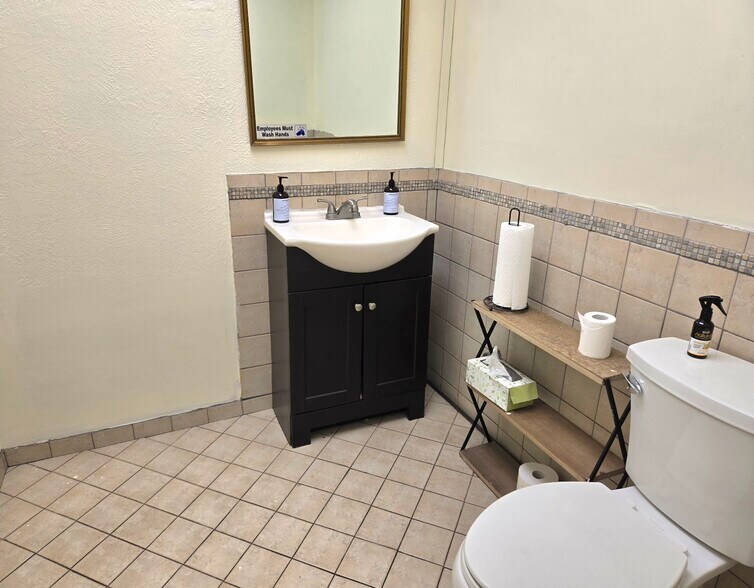 More Photos Of 16-18-20 W Washington St, Sullivan Storefront For Sale