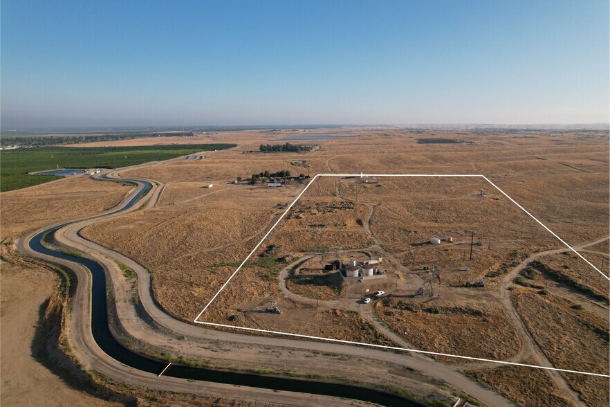 More Photos Of 20 Acres in Kern County Rd, Bakersfield Land For Sale