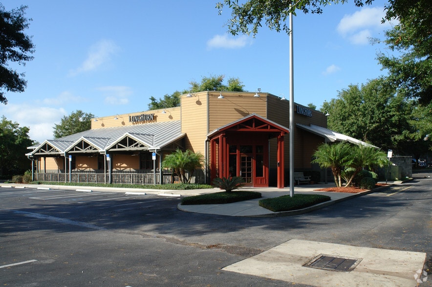 More Photos Of 3700 Lake Emma Rd, Lake Mary Restaurant For Lease