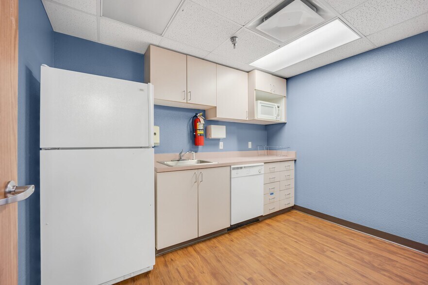 More Photos Of 1605 N Union Blvd, Colorado Springs Medical For Lease
