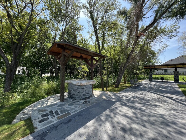 More Photos Of SWQ Custer Rd & Gartner Rd, Frisco Unknown For Lease