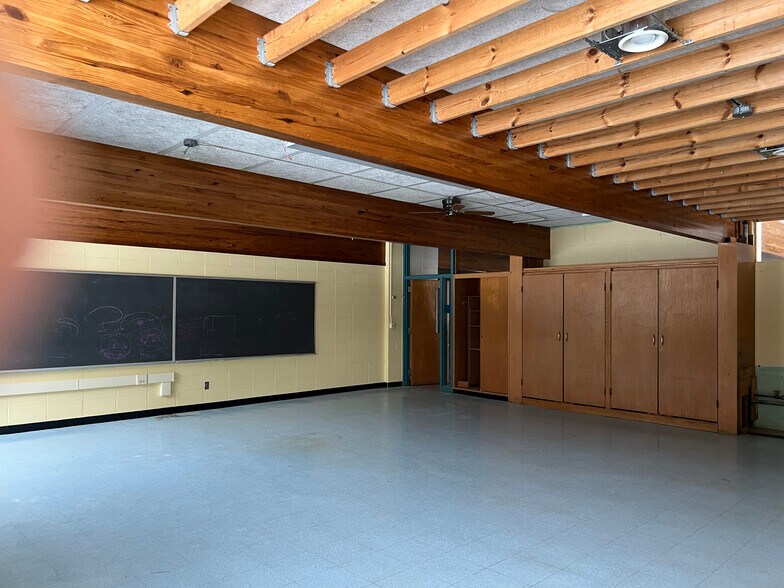 More Photos Of W5153 State Highway 156, Bonduel Schools For Sale