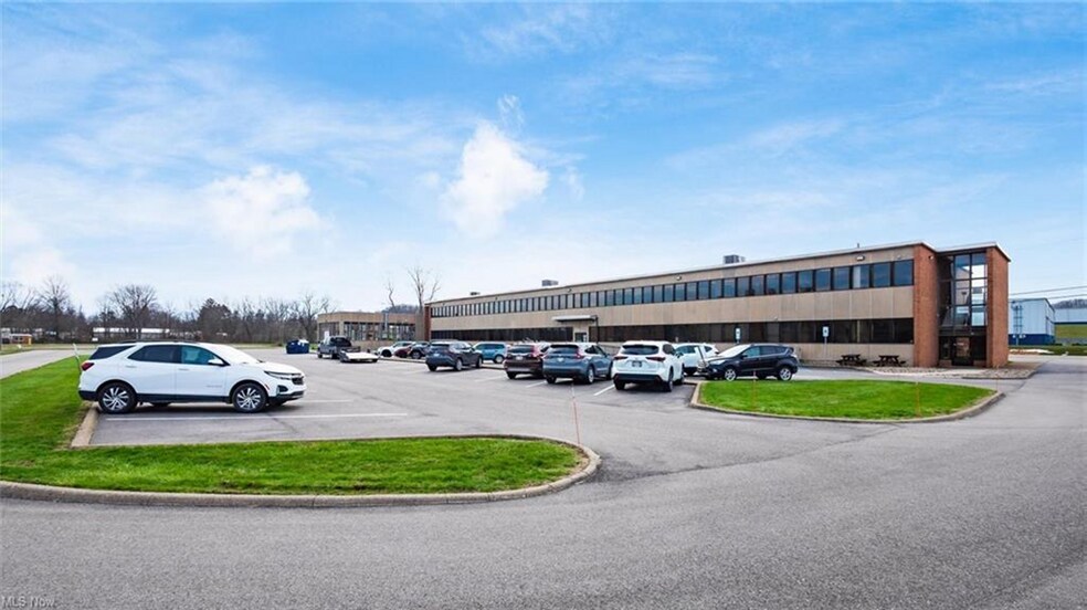 More Photos Of 60788 Southgate Rd, Byesville Office For Lease