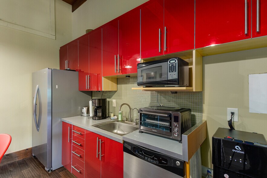 More Photos Of 918 Holcomb Bridge Rd, Roswell Loft Creative Space For Sale